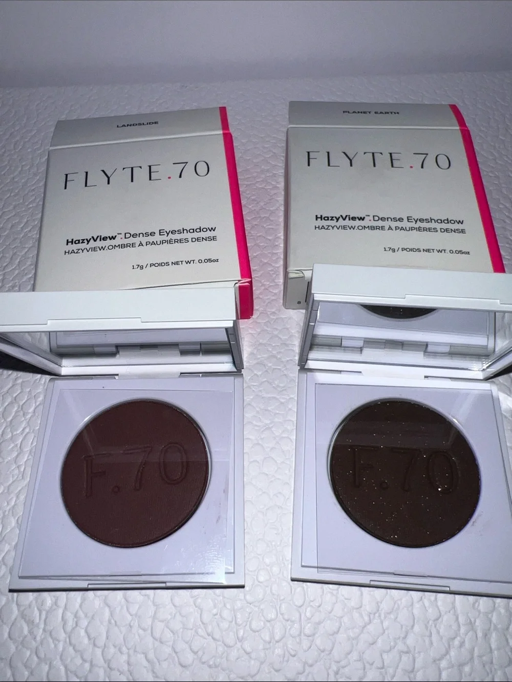 Flyte 7.0 HazyView Dense Eyeshadow duo in Landslide and Planet Earth